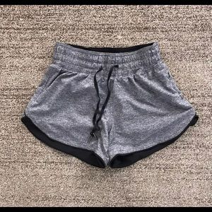 Lululemon Choose a Side Shorts 2
